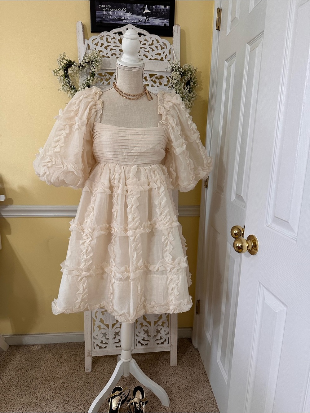 NWT Sofia the Label Cream Ruffled Puff-Sleeve Dress with open tie back.